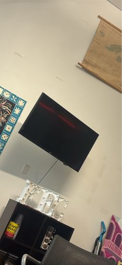 Flat Screen Samsung TV 32 Inch