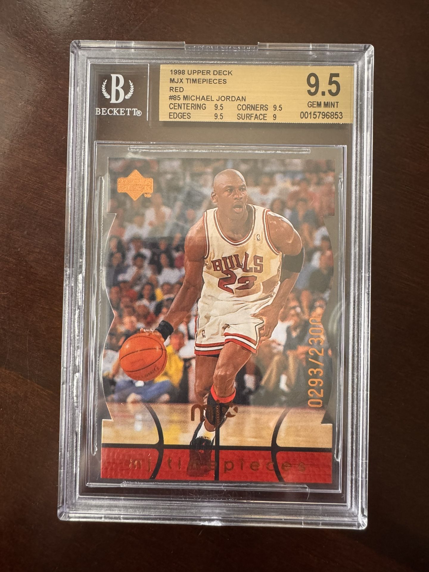 1998 Upper Deck MJx Timepieces Michael Jordan Red #85 BGS 9.5 Chicago Bulls
