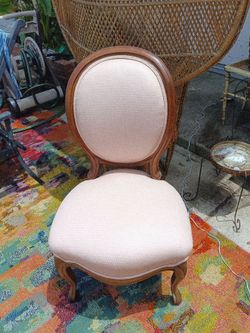 Vintage Victorian parlor chair