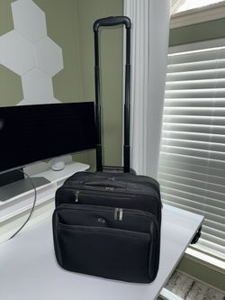SOLO Travel Bag