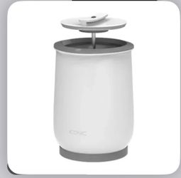 Iconic towel warmer