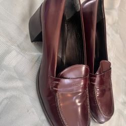 Coach Heeled Loafers Size 8 Burgundy 