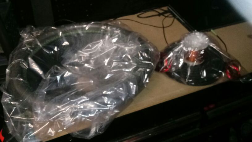 SoundQubed Hdc3 18" Subwoofer with Recone Kit
