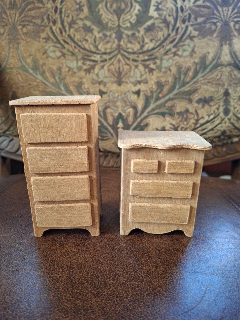 1/12 Scale Vintage Dollhouse Wood Dressers