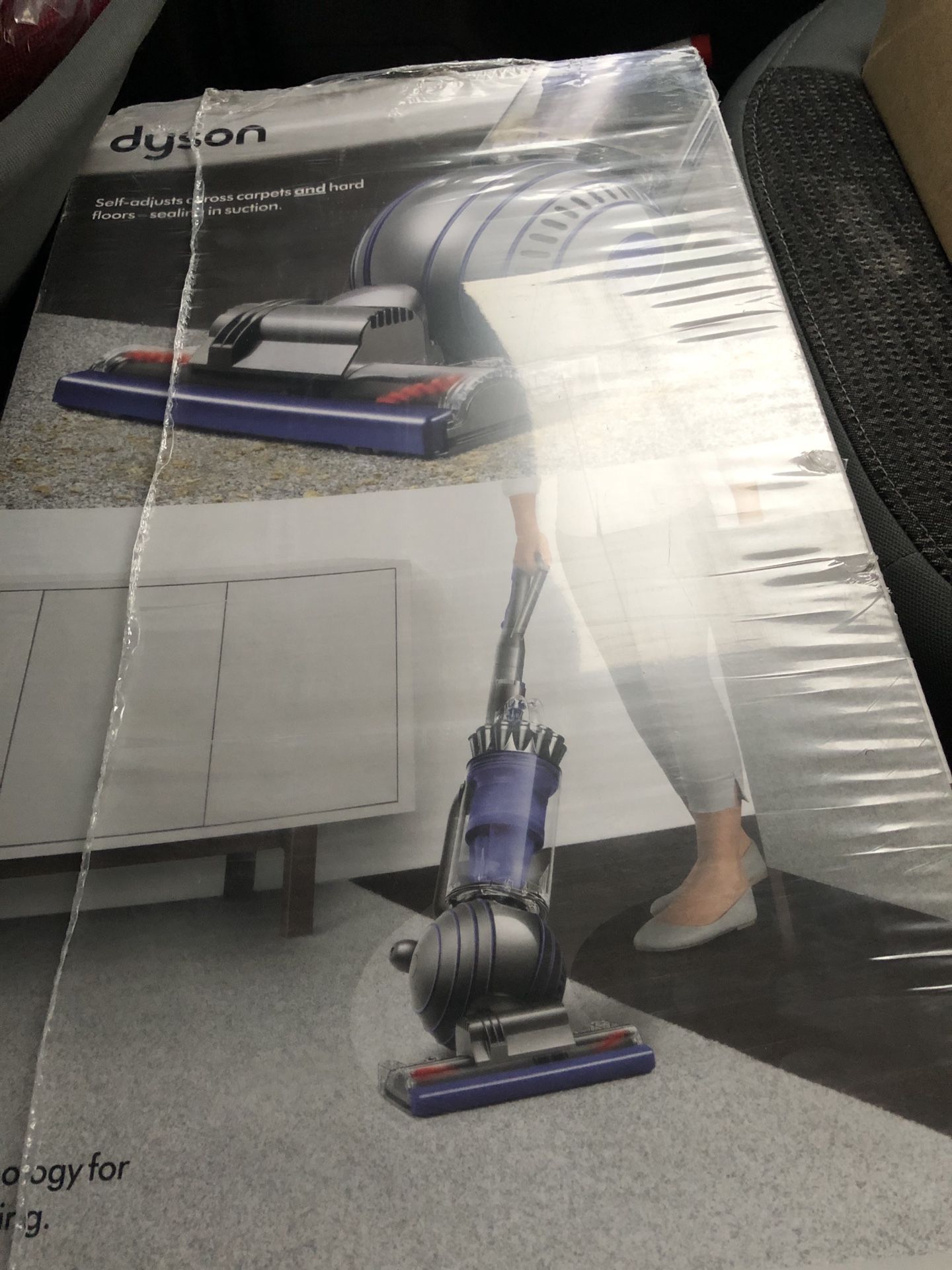 Brand new Dyson Upright Vacuum Cleaner, Ball Multi Floor 2