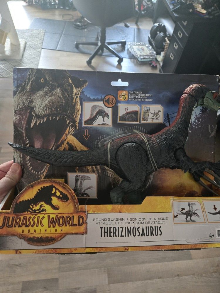 Jurassic World Therizinosaurus With Working Sound