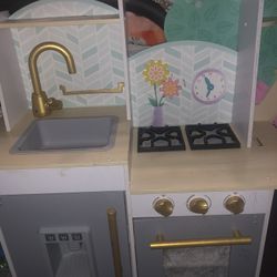 Kids Kitchen 