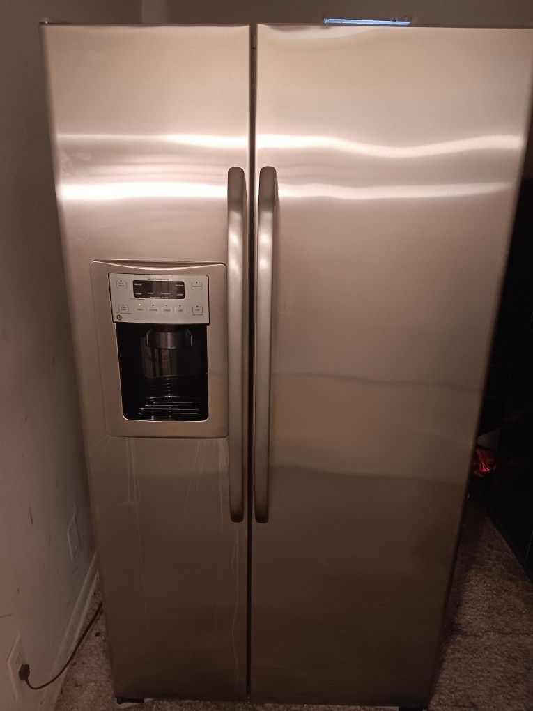 Stainless Steel GE Refrigerator 