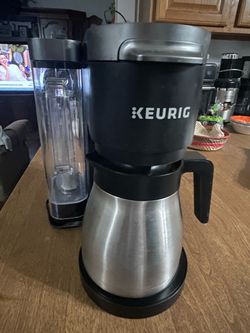 Keurig 12 cups coffee maker