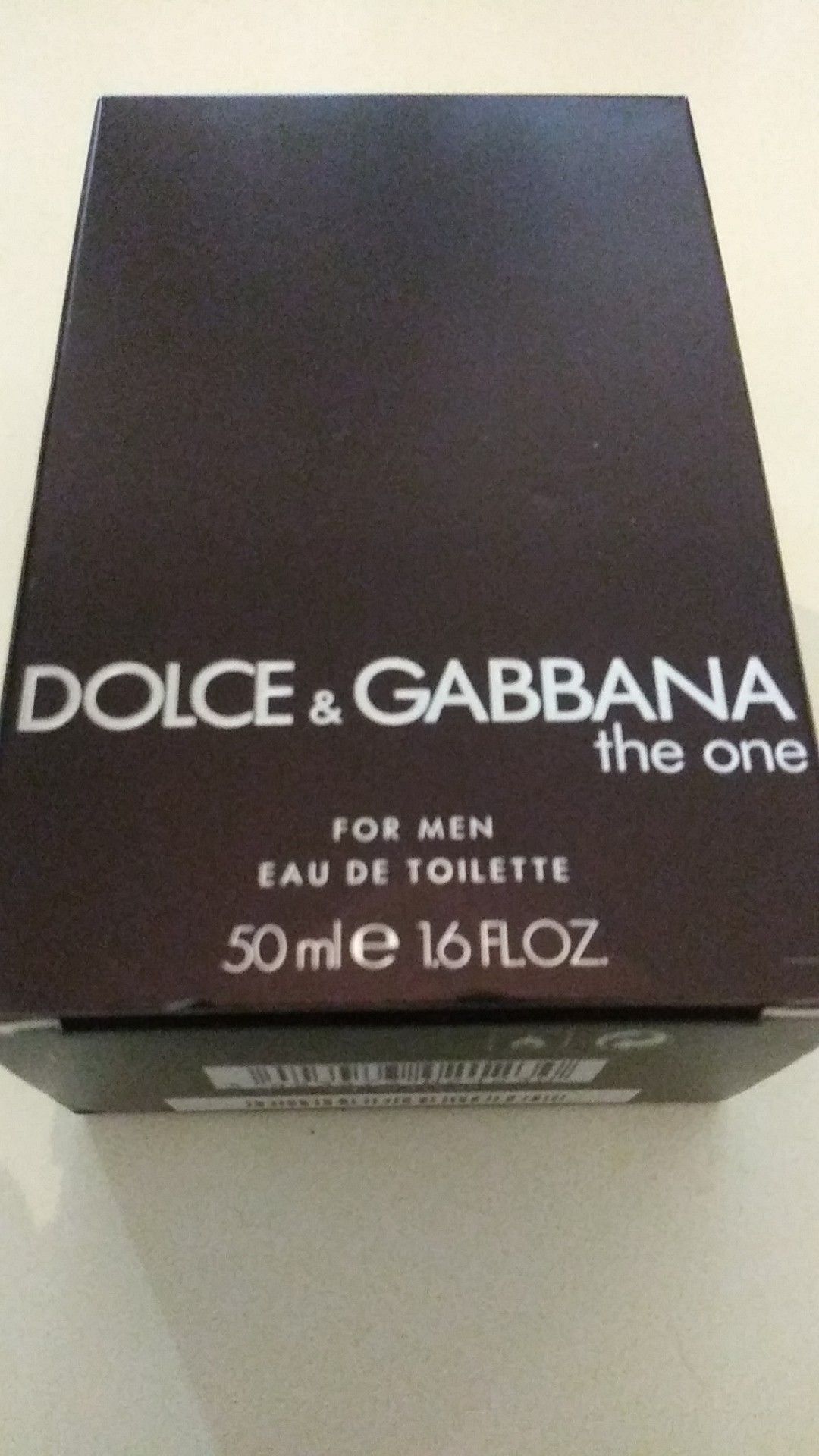 Brand new(never used) dolce & gabbana the one 50ml 1.6floz cologne in great shape and condition just need gone please its(urgent)