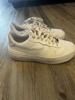 NIKE air Force Platform Size 7