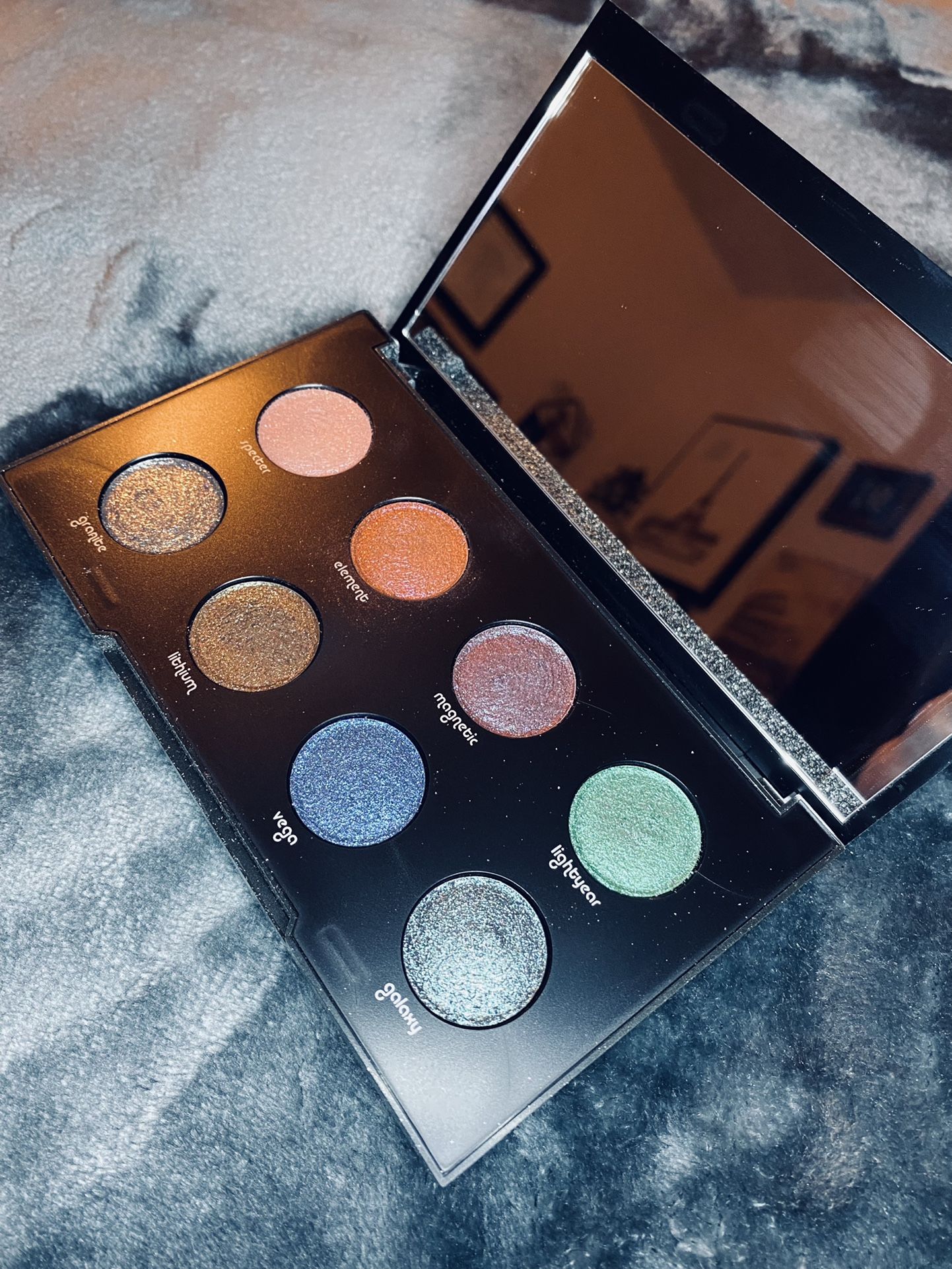 Urban Decay Moondust Eye Shadow Palette
