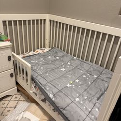 Delta Jordan 4 In 1 Convertible Crib