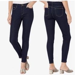 NWT Michael Kors Izzy Mid Rise Skinny Jeans – size 8 