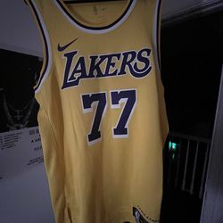 Authentic Luka Doncic Lakers Jersey – Brand New With Tags – Large
