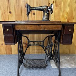 Antique 1915 Singer "Red Eye" Treadle Sewing Machine & Cabinet