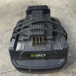 • EGO POWER+ Charger / Chargeur / Cargador