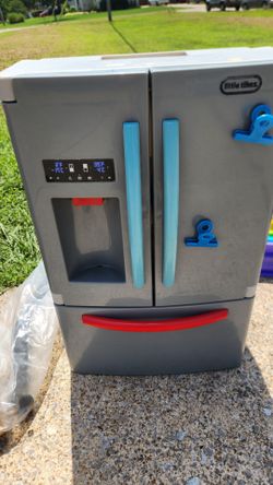 Toys mini refrigerator
