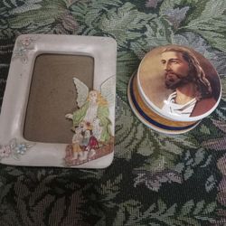 Angel Frame And Jewelry Holder 