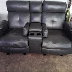 Recliner LOVE SEAT with Charger, Storage & Cup Holders