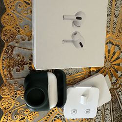 Apple AirPod Pros  With Box 