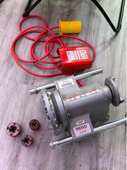 Used Ridgid 300-12 Pipe Threader Threading Machine with dies