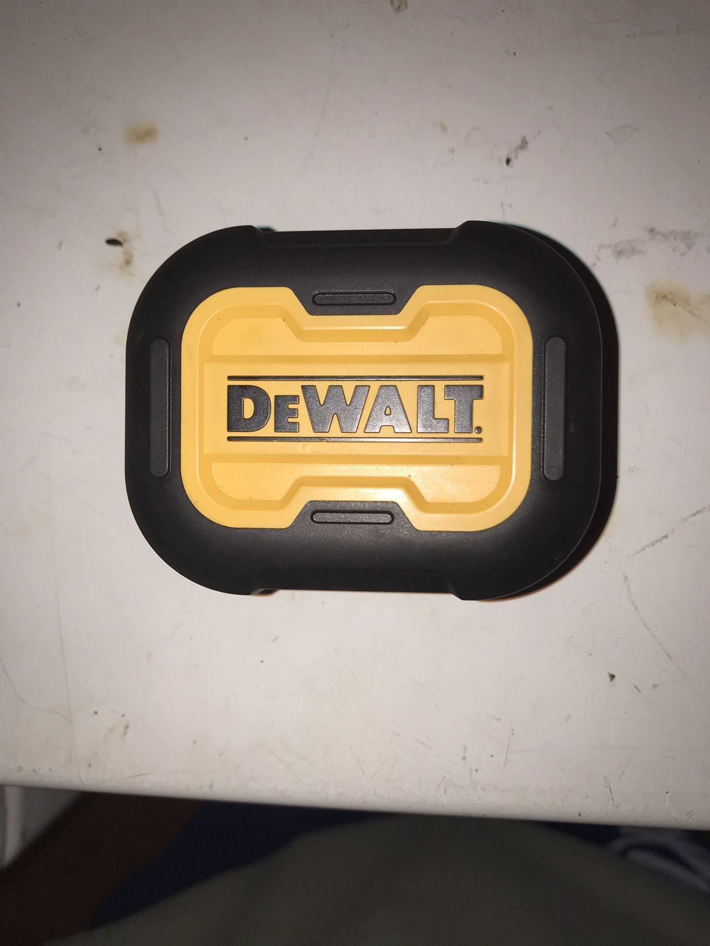 Dewalt Bluetooth Earbuds