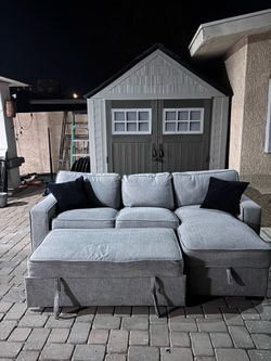Sectional couch