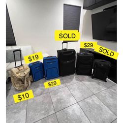 Luggages, suitcases (tall dimension at photos)/ maletas usadas