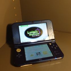 New Nintendo 3DS XL (Purple Galaxy) in Working, Used/Worn Condition
