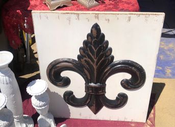 Big Flur de lis frame