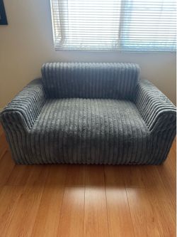 Hobestluk Memory Foam Lounge Chair / Modern Floor Sofa Chair – Like New