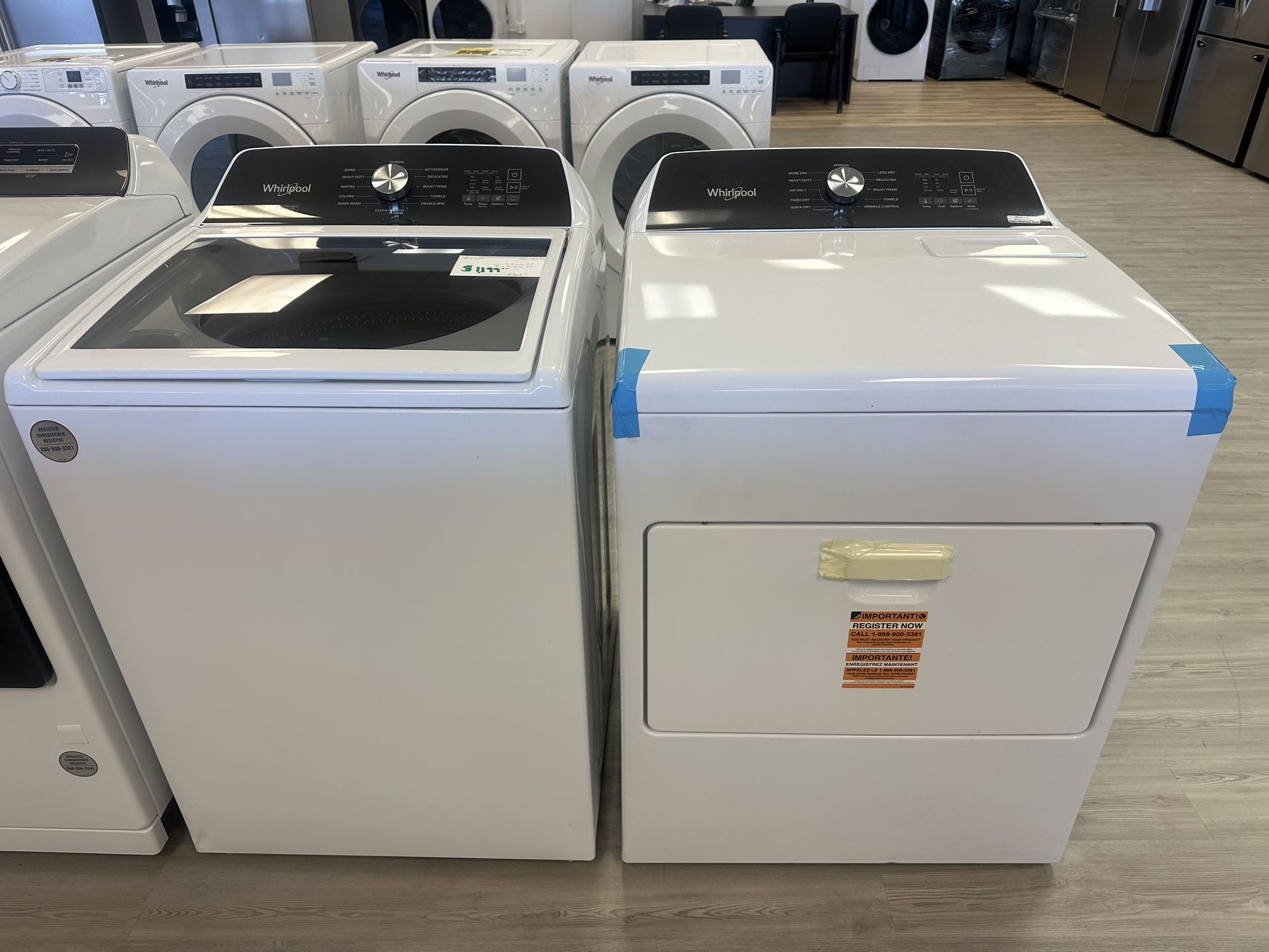 Whirlpool Washer And Dryer Set - Electric