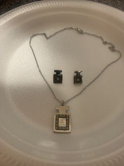 CC Silver And Black Necklace And Stud Earring 