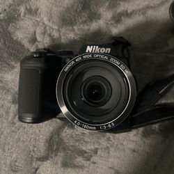Nikon Coolpix B500