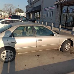 2000 Toyota Camry