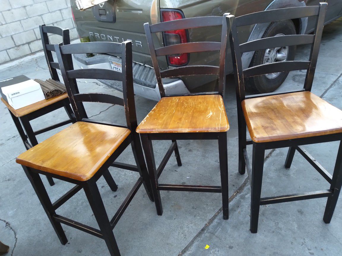 Pending pickup..... Free Pub Style Chairs