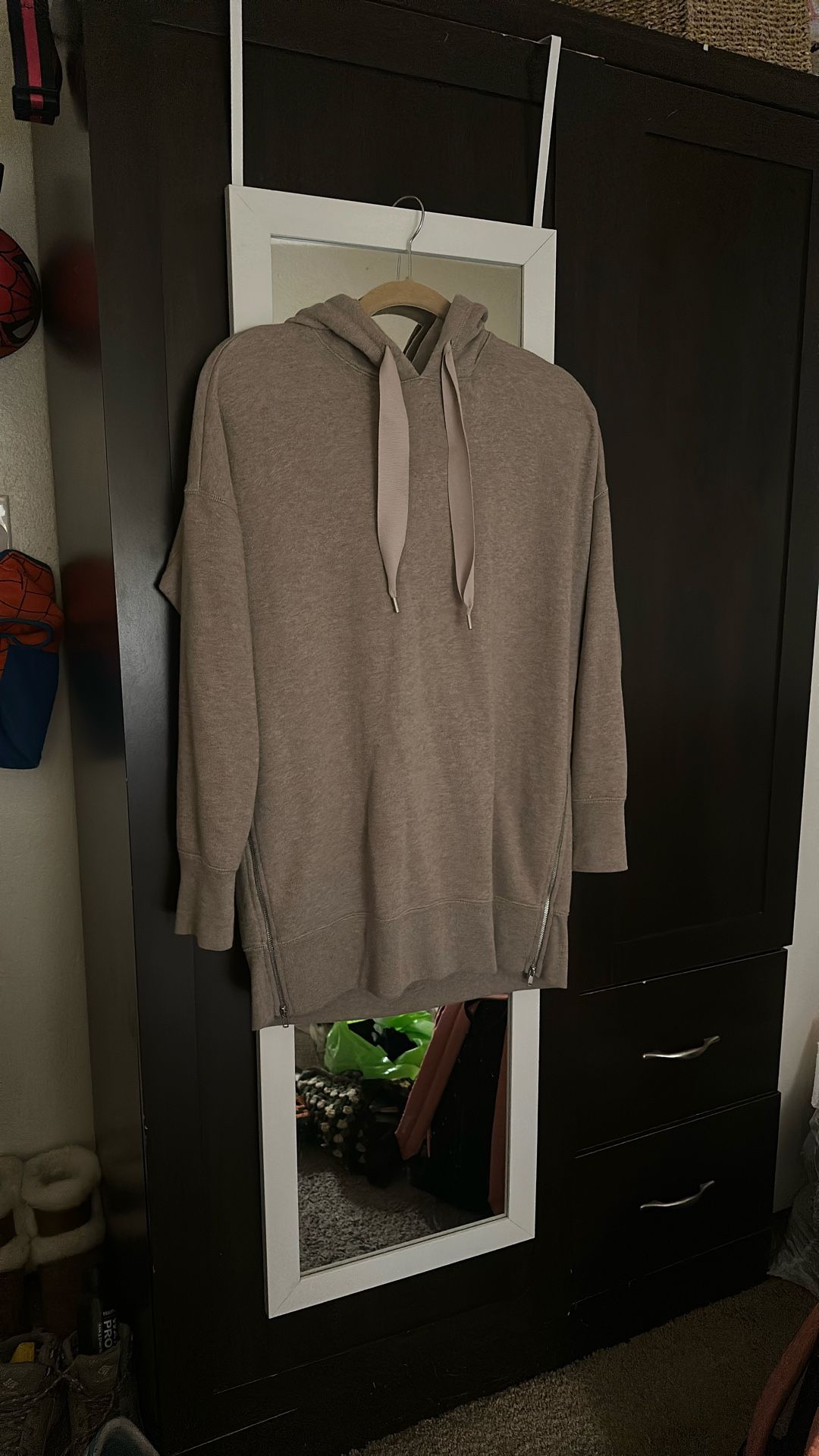 Women’s Small Oversized Beige Hoodie