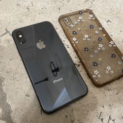 iPhone XS 256GB- UNLOCKED