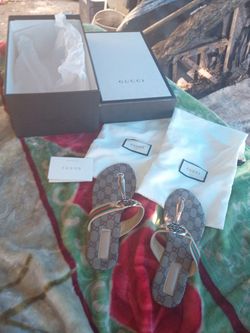 Women's Gucci Sandels Size 40!!!