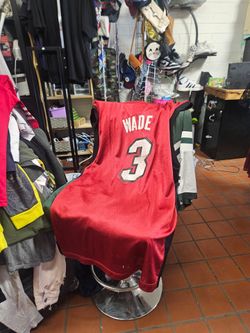 Dewane wade jersey classic hall of famer.