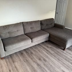 Sectional Couches w/ Chaise