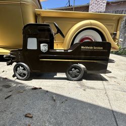 2000s  Antique Collectable UPS Pedal Truck