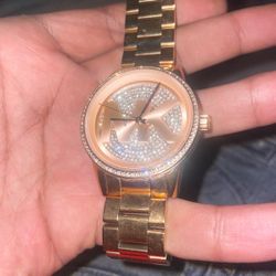 Mk Watch