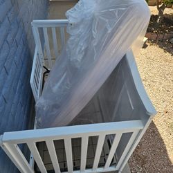 Baby/Toddler Crib