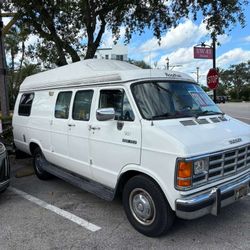 1992 Dodge B350