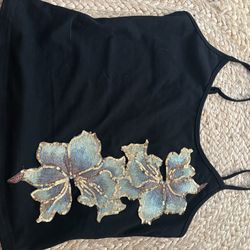 Black flower top