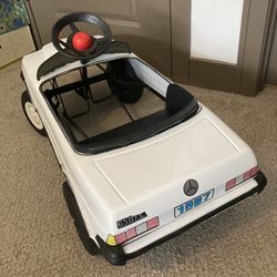 Mercedes’ 1987 Kids Pedal Car