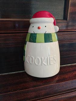 Snowman cookie jar