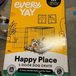 Medium dog crate 